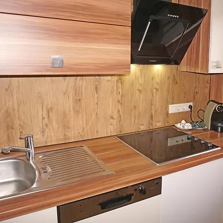 Sandra Falch By Interhome Daire *