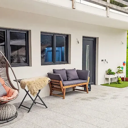 Sandra Falch By Interhome Daire