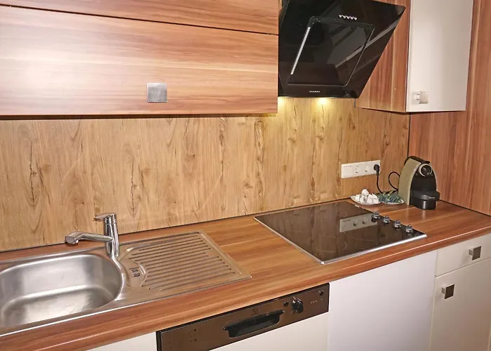 Sandra Falch By Interhome Apartman *